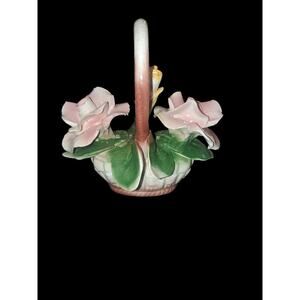 Vintage Nuova Capodimonte Ceramic Basket Bouquet of Flowers Made In Italy 7" EUC